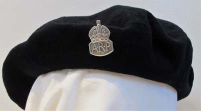 WW2 ARP Pattern 68 beret with inner liner band - side view.