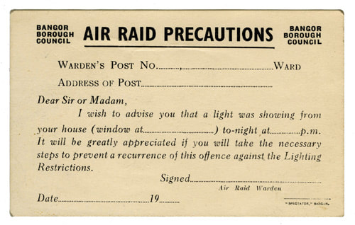 WW2 note from warden telling a householder that they had a light showing.