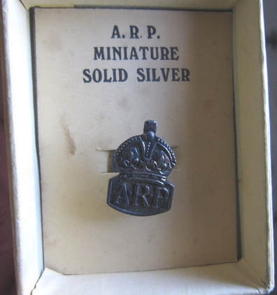 Miniature Silver ARP  Lapel Badge in Box