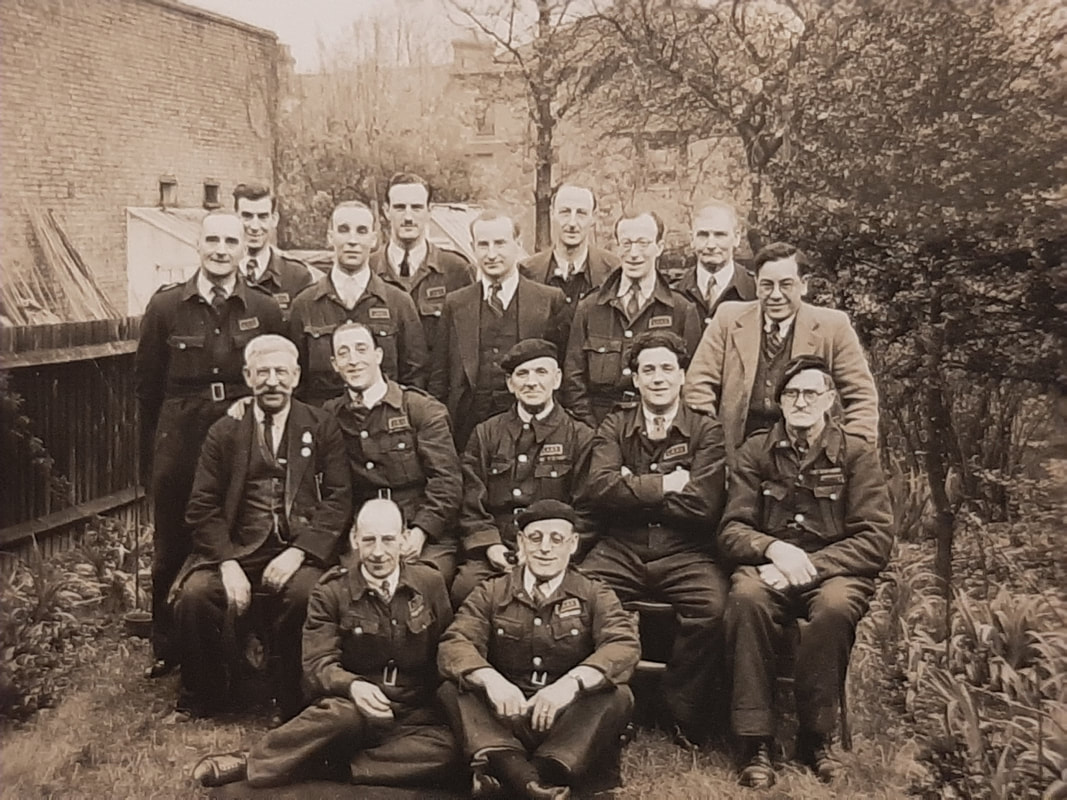 WW2 LAAS - London Auxiliary Ambulance Service - Group Photo