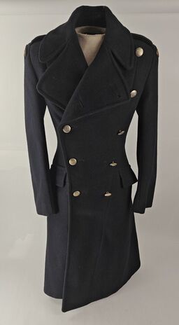 1941 ARP Pattern 70 Ladies' Overcoat Front