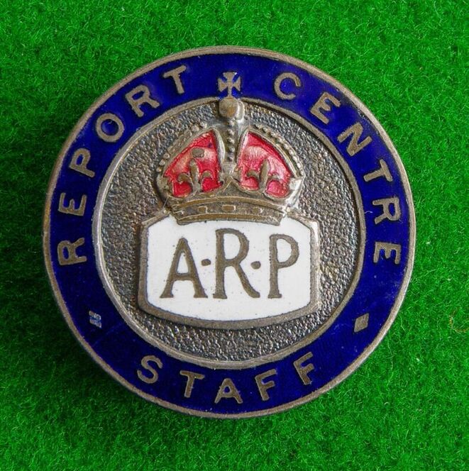 WW2 ARP Report Centre Staff Lapel Badge