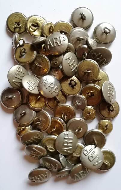 WW2 ARP buttons